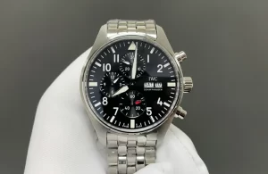 高仿 iwc 入門​​飛行員計時碼錶 IW388113 主圖片