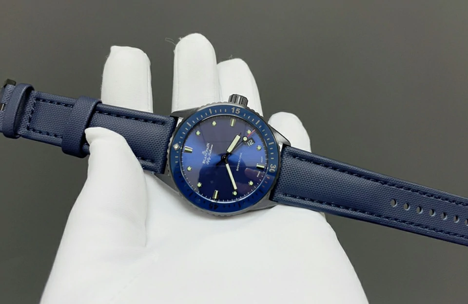 GF廠復刻寶珀 Fifty Fathoms Bathyscaphe 5000-0240-O52A 主圖片